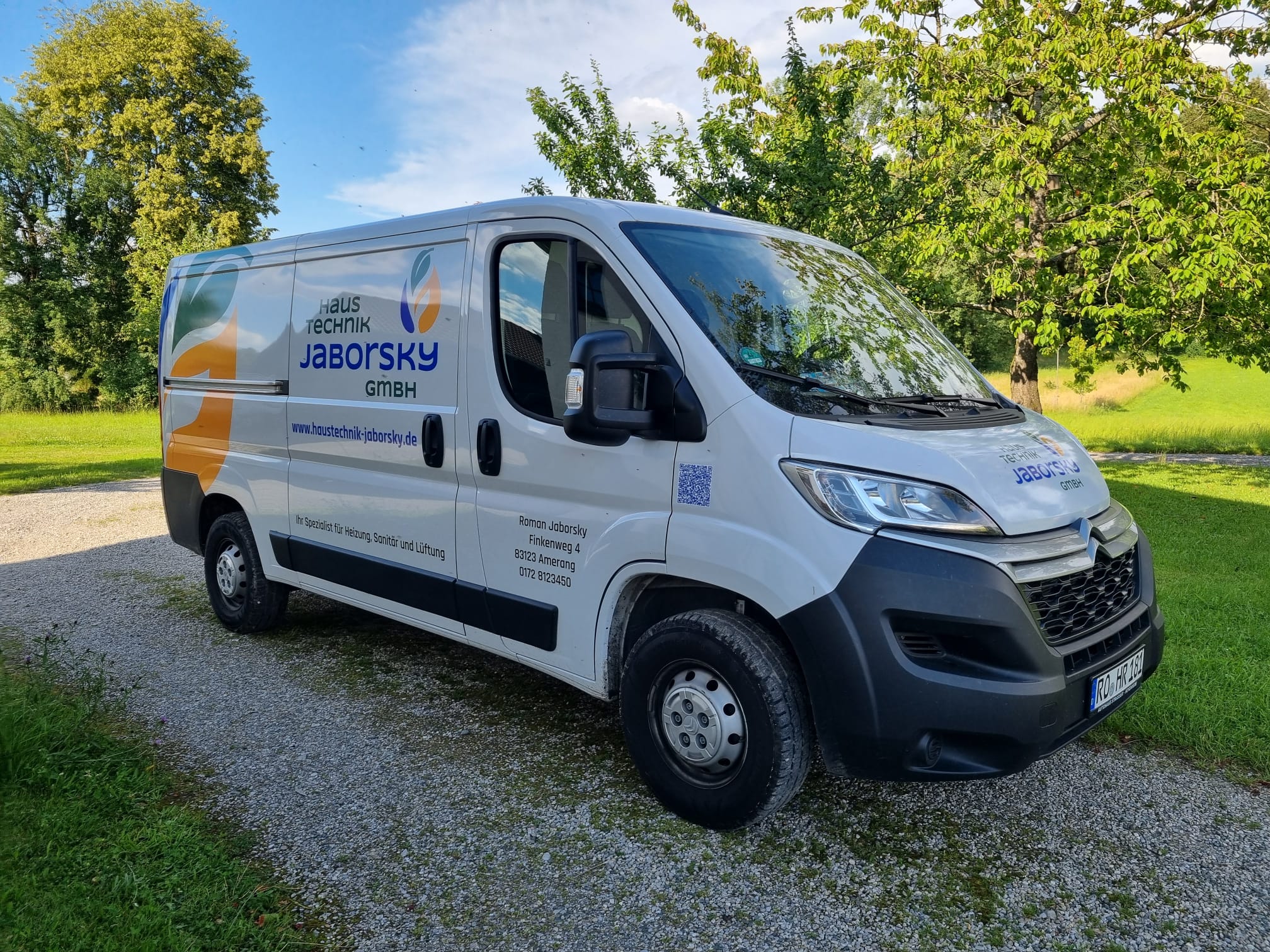 2G Media & Marketing Werbeagentur Glonn Fahrzeugbeschriftung Foliendesign